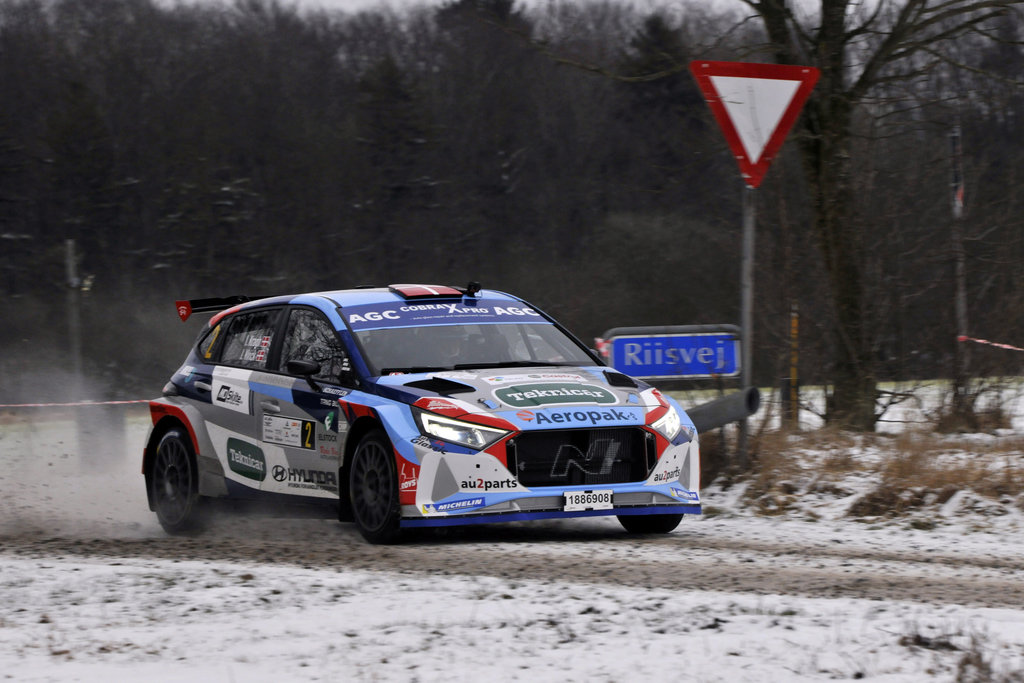 Ib Kragh og Jeannette Kvick kørte sig stærkt op gennem feltet
(Foto: IK Motorsport)